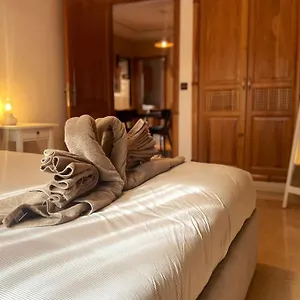 Sunny Terrace & Comfy Beds In Marrakech Appartement